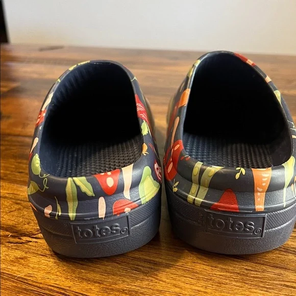 Tote’s Women 8 Ultra Tough Super Comfy Lightweight Durable Gardening Clog Veggie - Picture 3 of 11